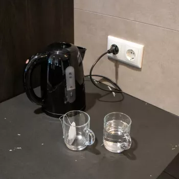 Melissa Ηλεκτρικός βραστήρας 1,7L 2025W Μαύρο 16130301