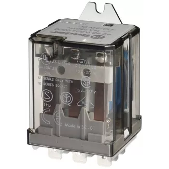 Finder 62.83.9.220.4009 ρελέ βύσματος 220V DC 16A 3 εναλλασσόμενες επαφές