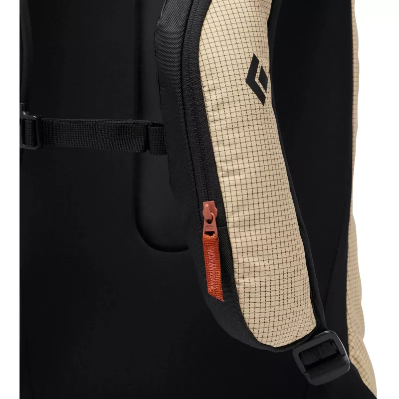 Black Diamond Dawn Patrol 15 M/L σακίδιο πλάτης, μπεζ/μαύρο