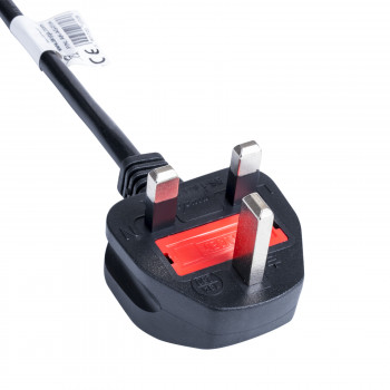 Akyga AK-AG-03A καλώδιο τροφοδοσίας UK BS 1363 (Type G) σε IEC C7 (οκτάρι), CCA 2 x 0,5 mm², 1,5 m, μαύρο