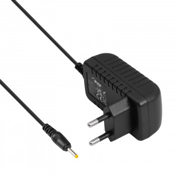Akyga AK-TB-21 universal τροφοδοτικό 5 V / 2 A 10 W, DC 2,5 x 0,7 mm, 1,5 m, μαύρο
