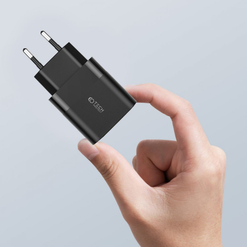 Tech-Protect C30W φορτιστής τοίχου 2 θυρών, USB-C PD 30W και USB-A QC 3.0, μαύρος