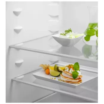 Electrolux LNA7NE18S εντοιχιζόμενη ψύξη και κατάψυξη - 253L συνολική χωρητικότητα, Low Frost, ενεργειακή κλάση E