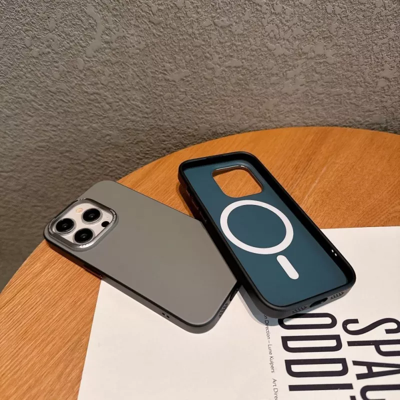 Evelatus Apple iPhone 16 Pro Max PC NeoCase με MagSafe Καφέ