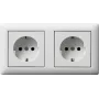 GIRA 479304 Πρίζα SCHUKO 2-πλή προ-καλωδιωμένη με πλαίσιο, λευκό
