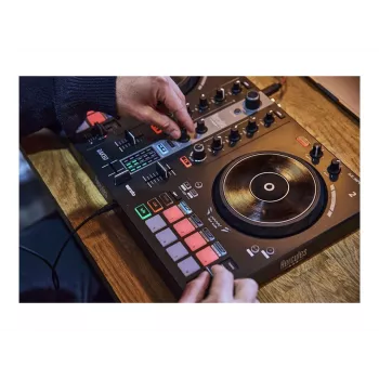 Hercules DJ Essentials Kit με DJControl Inpulse 200, ηχεία DJMonitor 32 και ακουστικά HDP DJ45