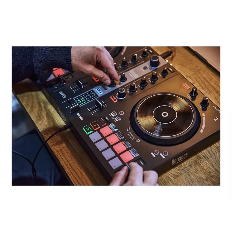 Hercules DJ Essentials Kit με DJControl Inpulse 200, ηχεία DJMonitor 32 και ακουστικά HDP DJ45