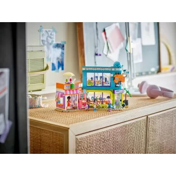 LEGO Friends 42674 κατάστημα κόμικς και παιχνιδιών σετ κατασκευής