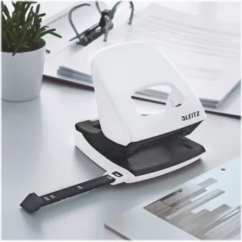 Leitz WOW 5008 Οργανωτής γραφείου, λευκό γυαλιστερό, 4 θήκες, σχέδιο κύβου 5008-10-01