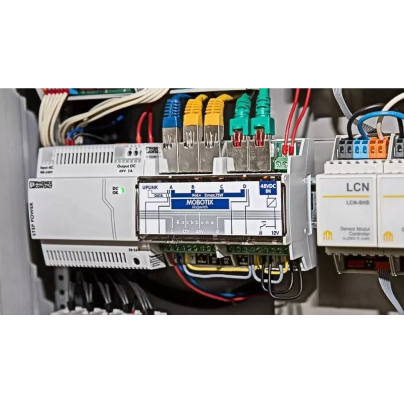 MOBOTIX MX-SWITCH1 - Διακόπτης δικτύου - 4 x 10/100 (PoE+) - Ράγα DIN