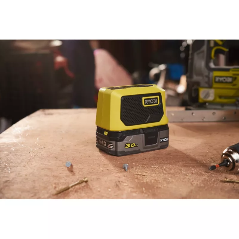 RYOBI ONE+ 18V Bluetooth Μίνι Ηχείο (Πράσινο/Μαύρο, μόνο συσκευή)